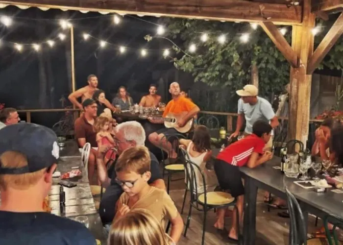 Campeggio Camping 3 étoiles - Parc aquatique - ccbbeec Beaumont-du-Périgord